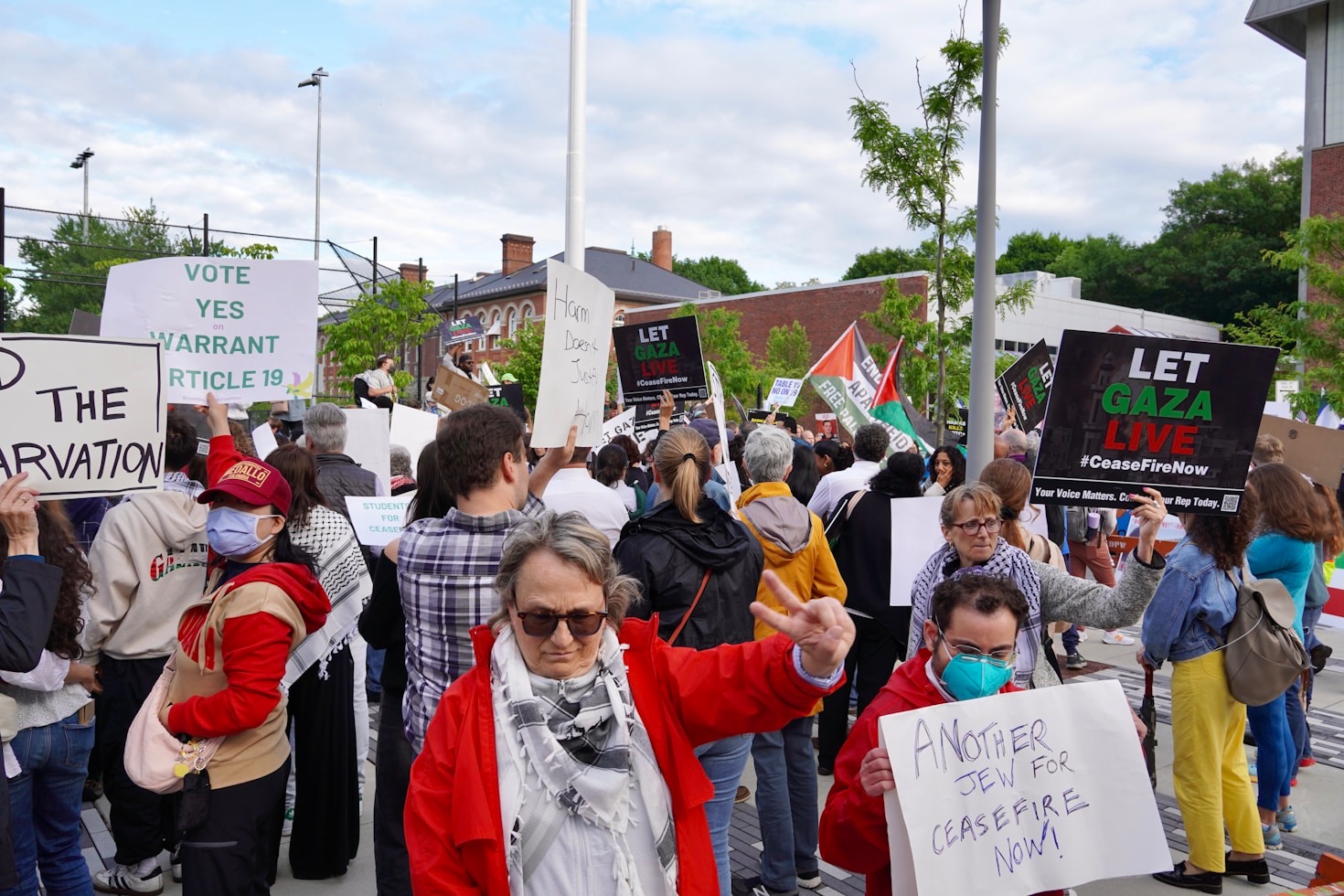5 Reasons to Support Kristen L. Mello